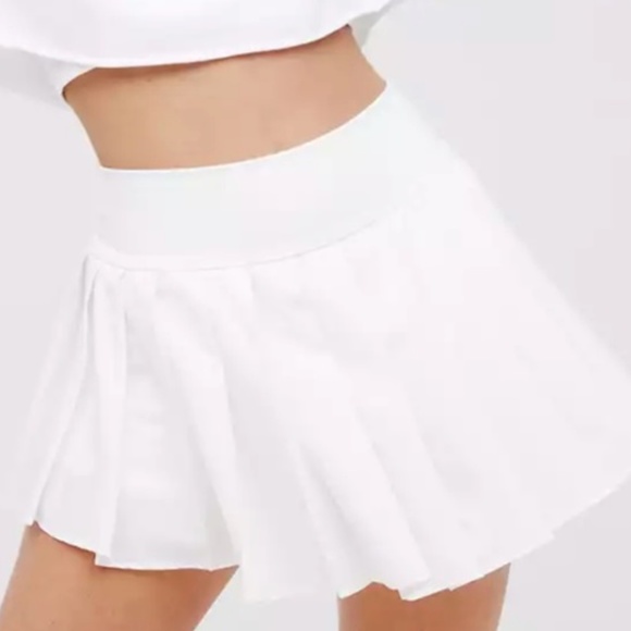 aerie Dresses & Skirts - Aerie OFFLINE Nylon Pleated Tennis Skirt White sz S